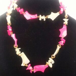 Vintage Pink and White Mother of Pearl Shell Link Beaded Necklace